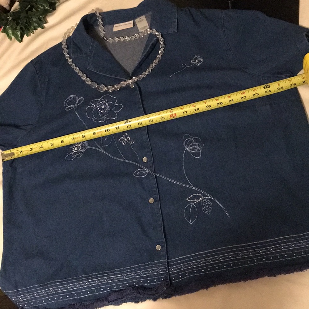 Alfred DunnerIn Embroidered Blue Jean Shirt - Picture 7 of 8